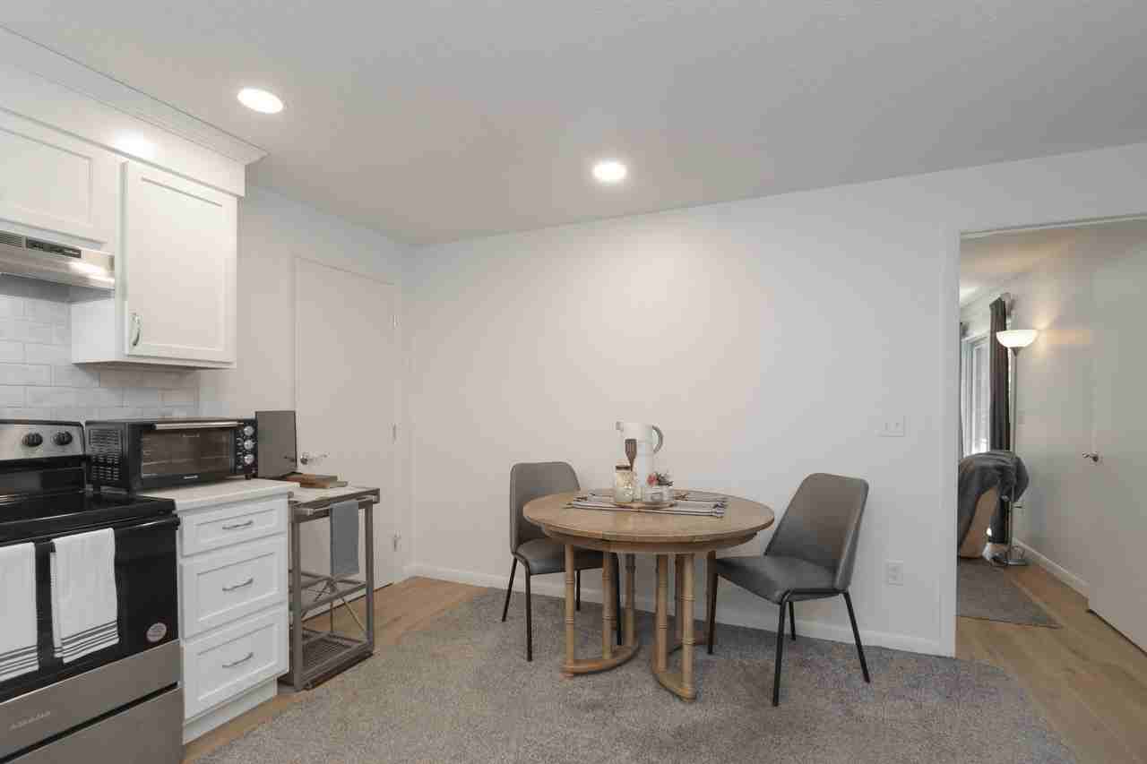 159 Redfern Dr #2 - Photo 6 of 29