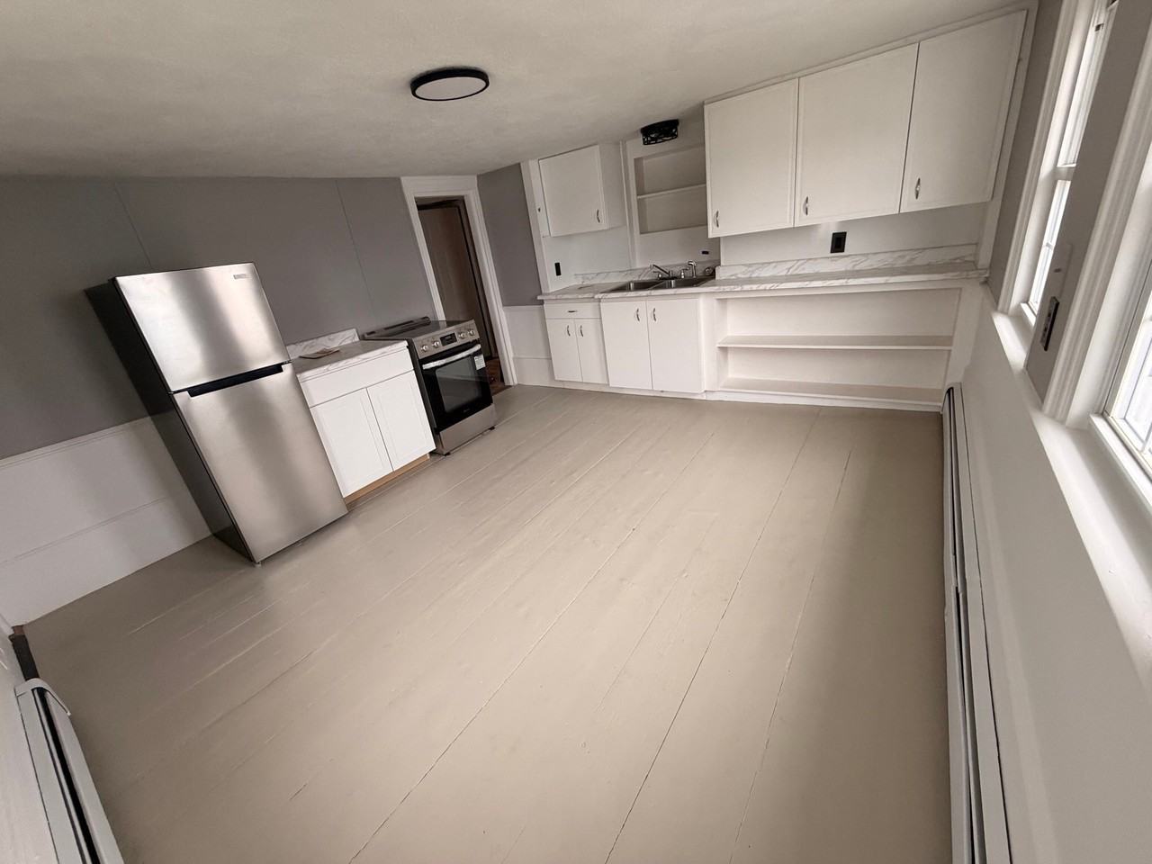34 Commercial St #2 - Photo 5 of 12