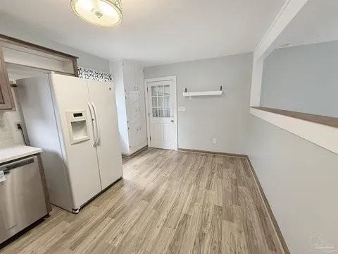 4175 Bell Ln - Photo 4 of 11