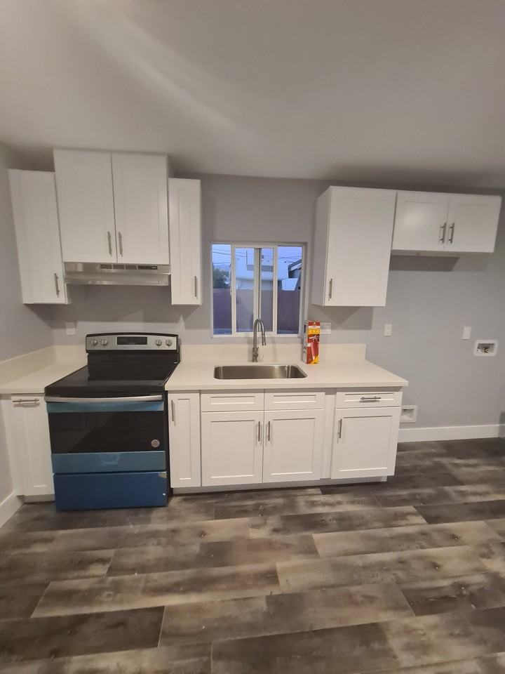 13108 Mercer St #13108 - Photo 2 of 11