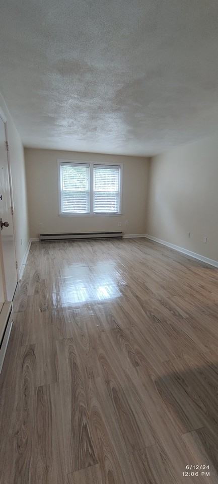 5 Edwards St #3 - Photo 4 of 7
