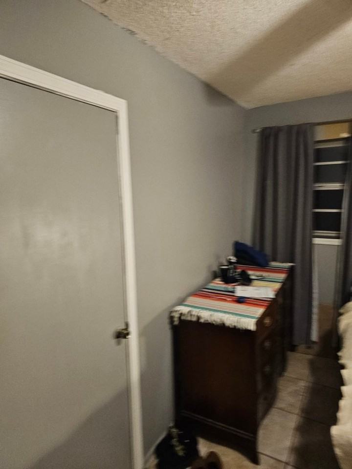 2321 Eldridge Ave - Photo 3 of 16