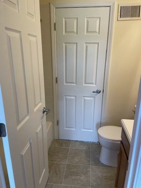 521 N Woodfield Trl - Photo 5 of 13