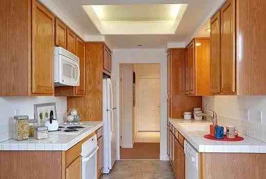 1444 S 3rd St - Photo 4 of 9