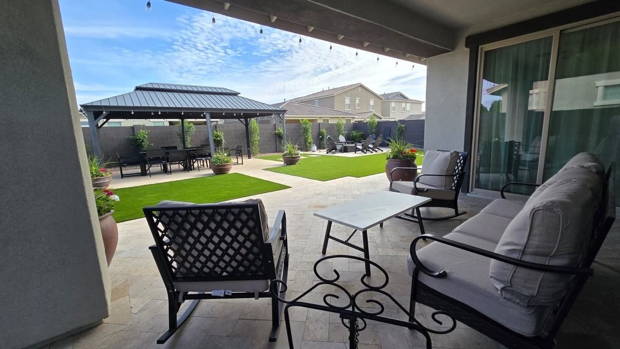 5717 N 108th Ave - Photo 4 of 20