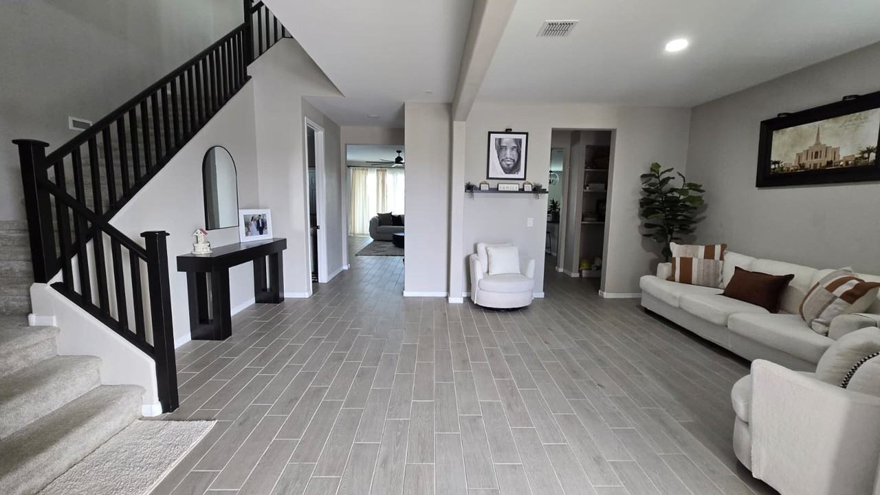 5717 N 108th Ave - Photo 7 of 20