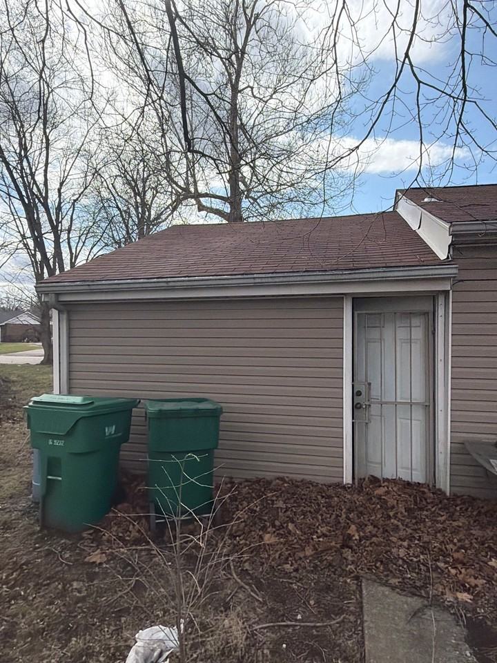 7013 Edna St - Photo 3 of 20