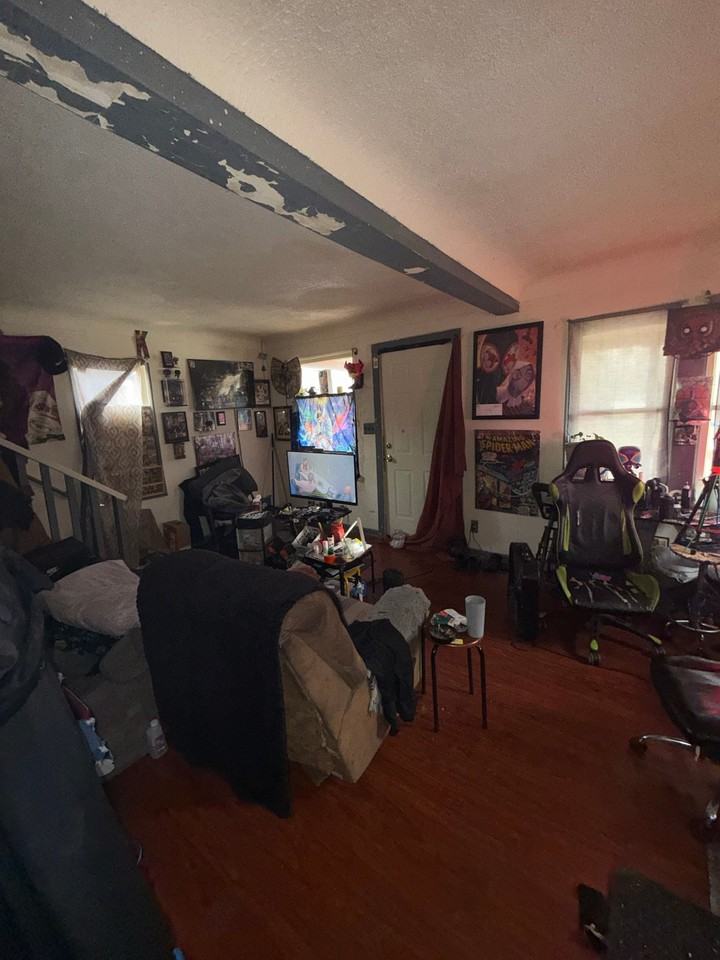 1218 Pinehurst Ave - Photo 7 of 19