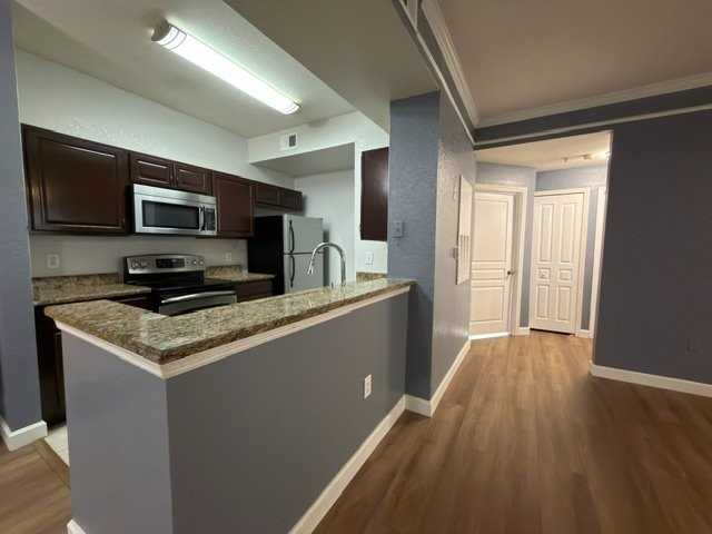 17101 Carrington Park Dr #415 - Photo 5 of 16