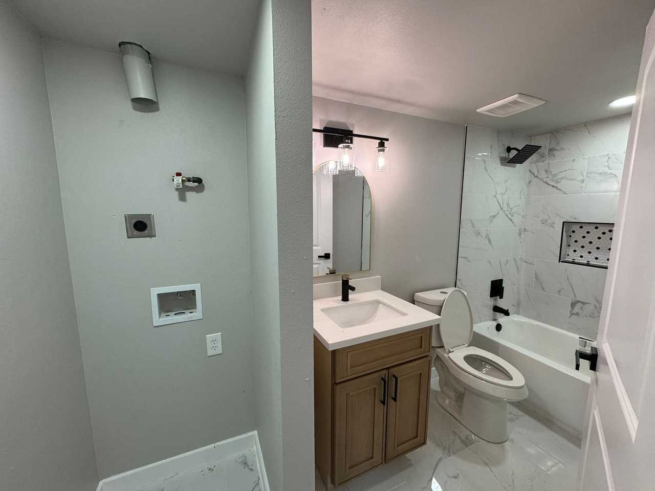 3919 Elysian St #4 - Photo 7 of 17