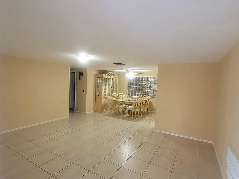 3639 Madison St - Photo 2 of 13