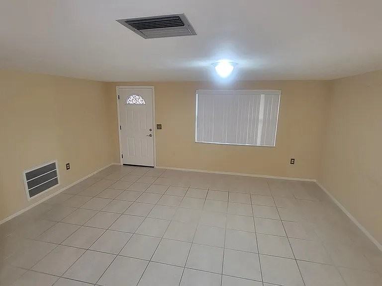 3639 Madison St - Photo 3 of 13