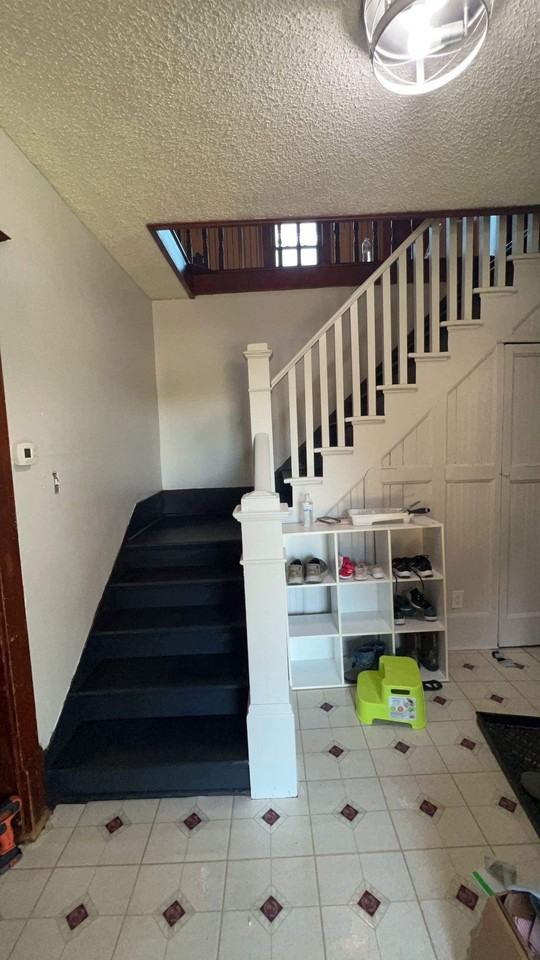 213 W 2nd St - Photo 3 of 8