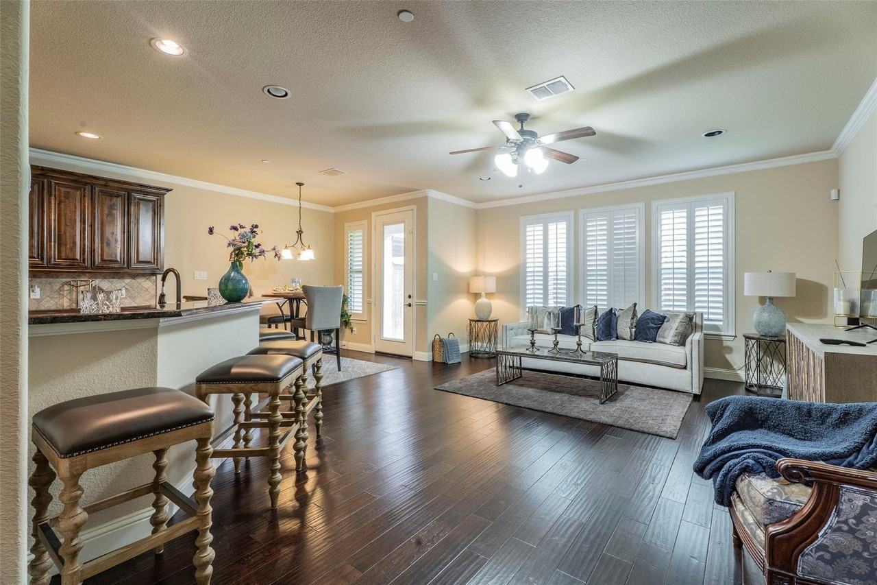1038 Audrey Way - Photo 3 of 20