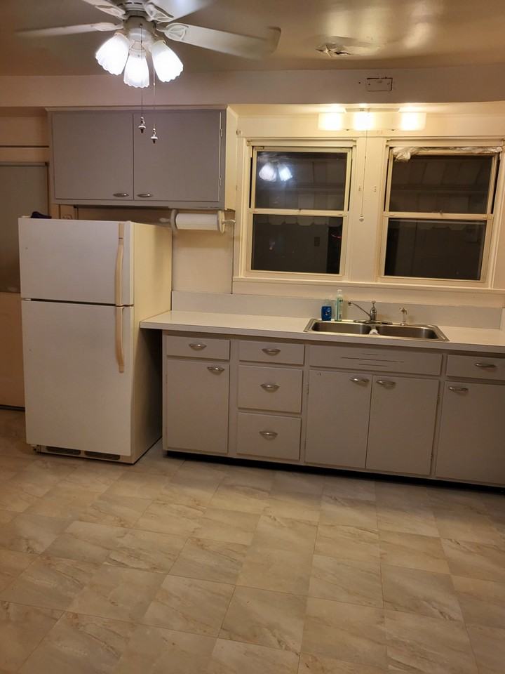 380 Ohio Ave - Photo 2 of 7