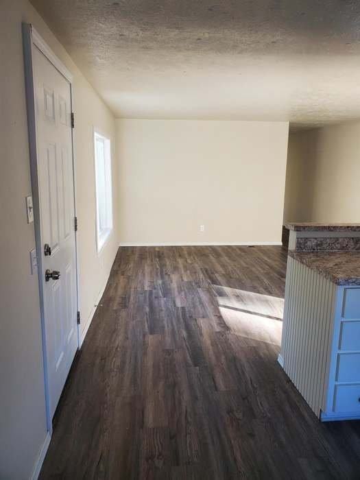 4001 E Denison Chattaroy Rd #5 - Photo 6 of 13