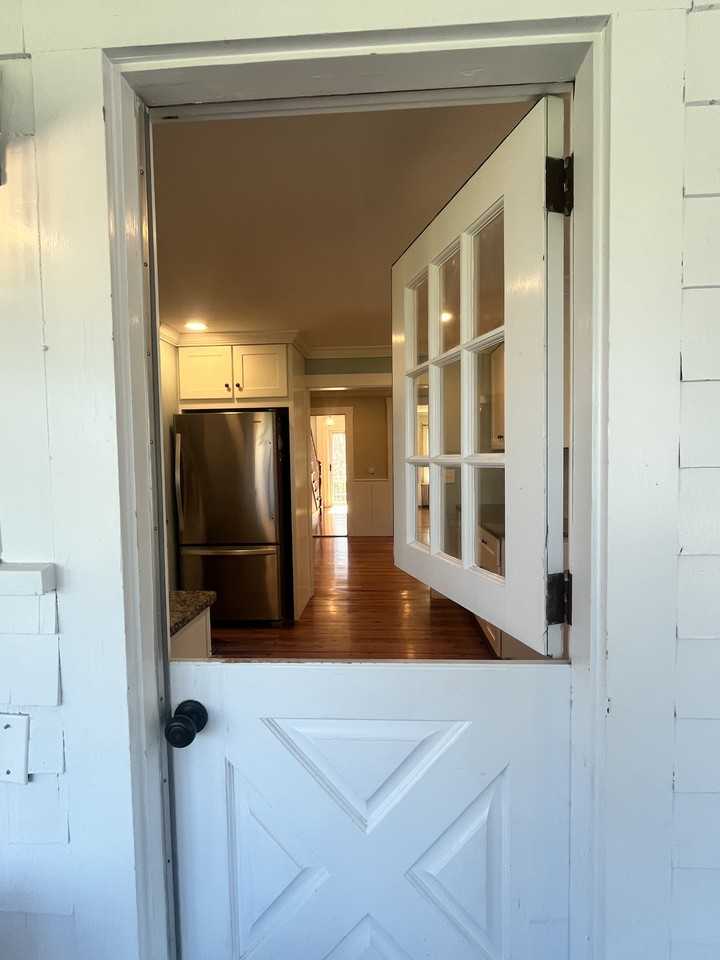 275 Mccorrie Ln #B - Photo 3 of 34