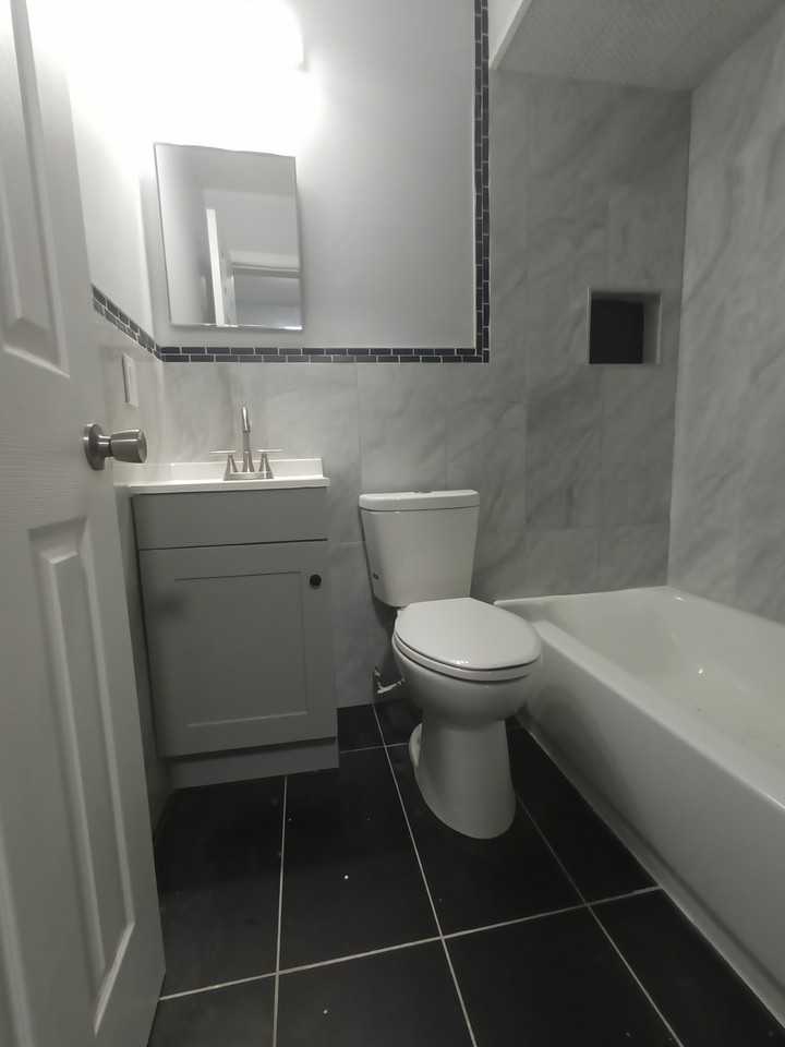 26 Caroline Ave #1stFL - Photo 2 of 7