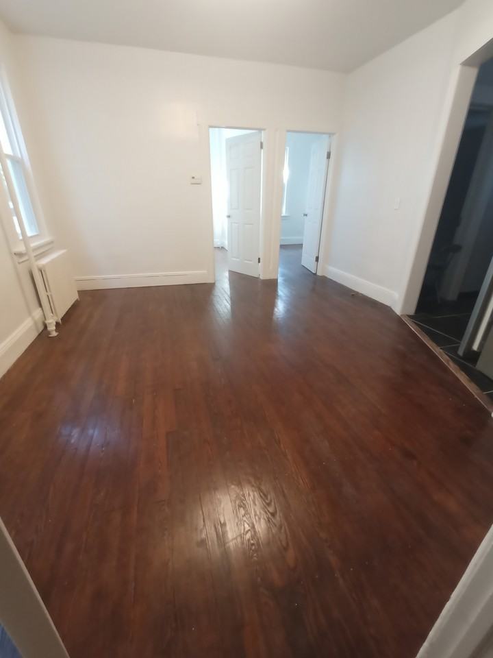 26 Caroline Ave #1stFL - Photo 5 of 7