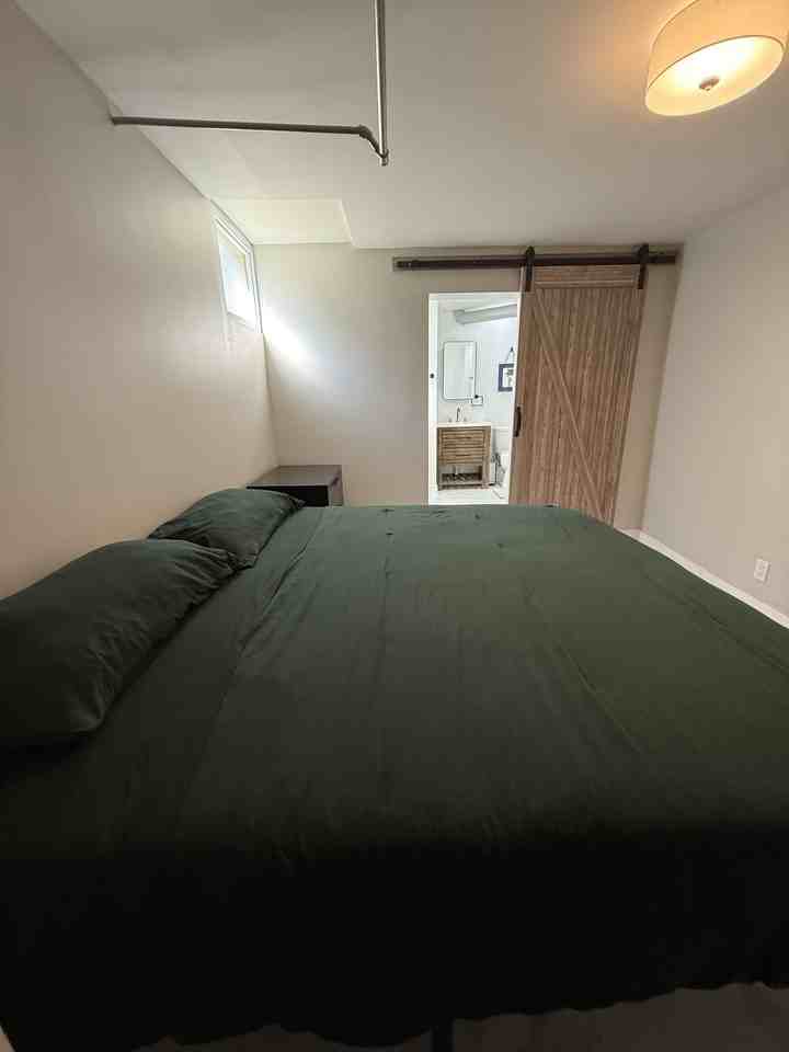 805 E Taylor St - Photo 3 of 17