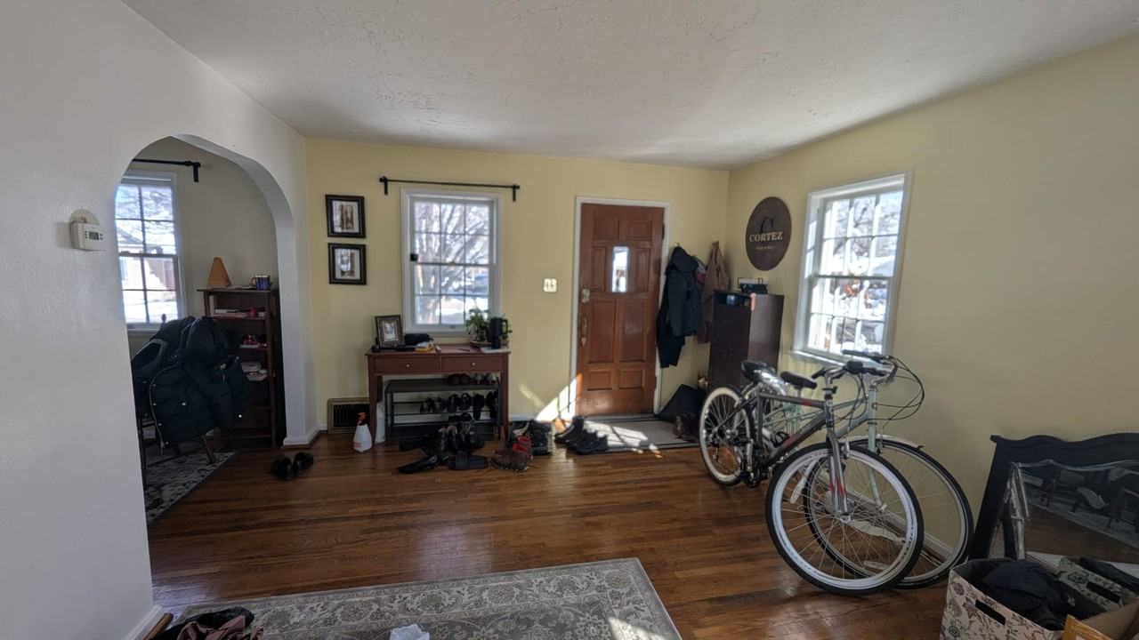 1036 E Logan Ave #NA - Photo 5 of 12