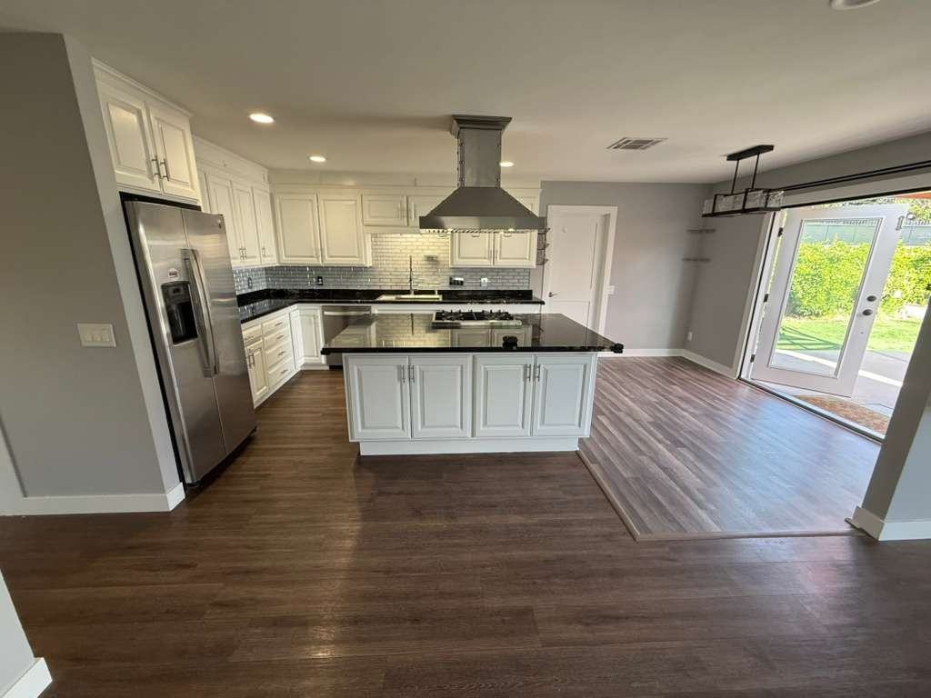 495 Queen Anne Dr #B - Photo 5 of 28
