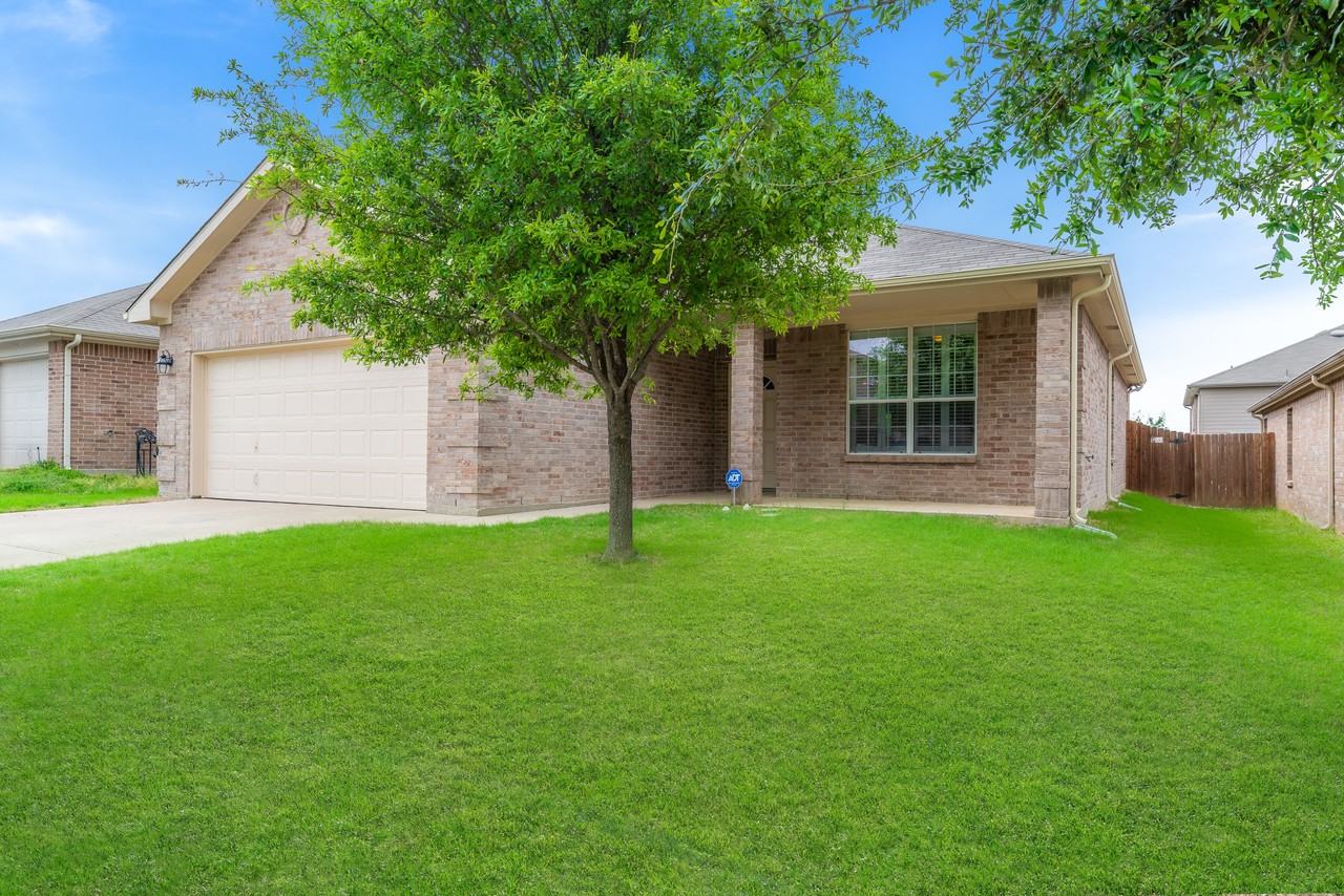 5708 Sapphire Pool Trl #NA - Photo 2 of 29