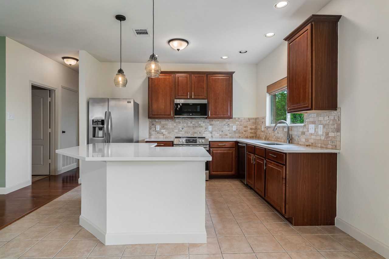 5708 Sapphire Pool Trl #NA - Photo 5 of 29