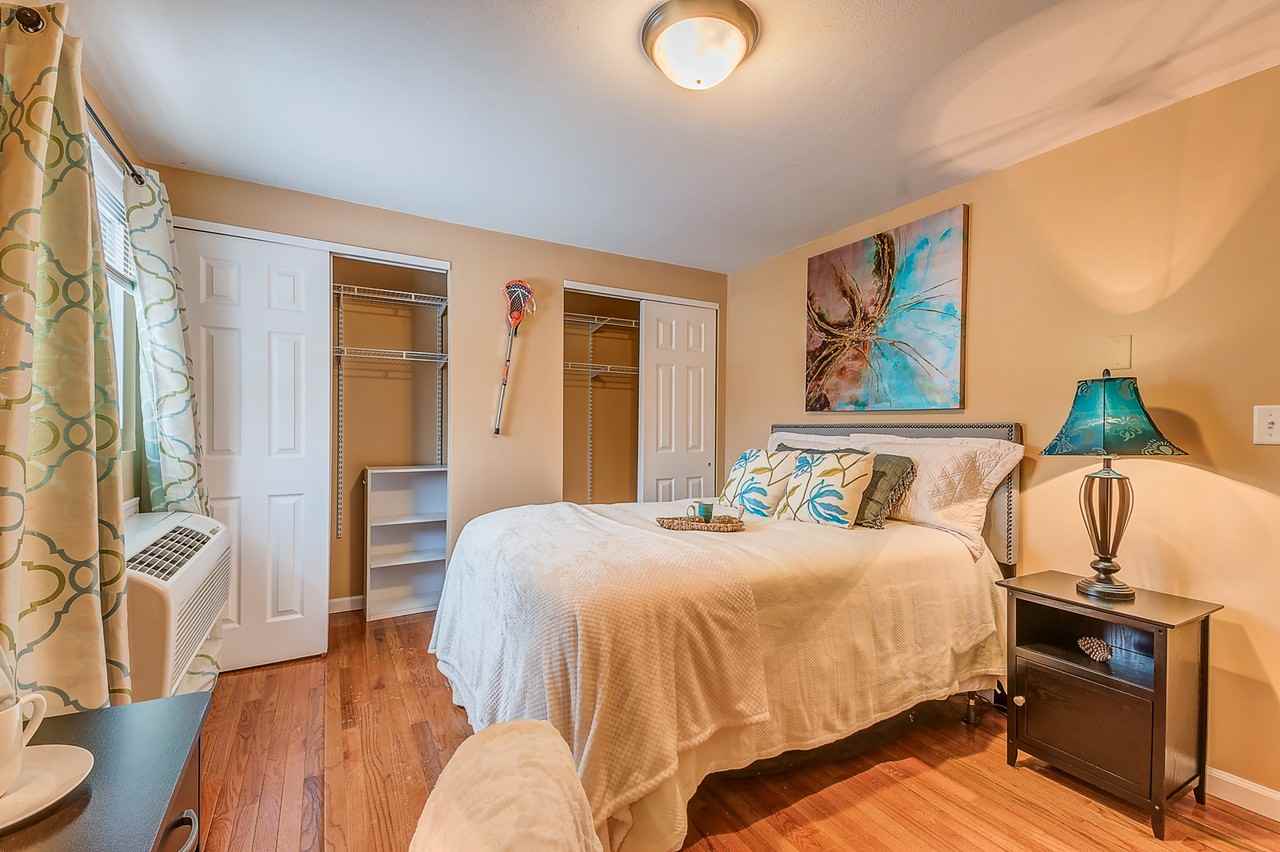 260 Robert Dr - Photo 7 of 13