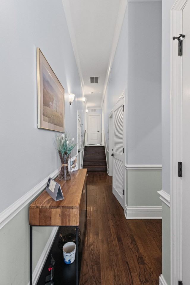 922 W Dakin St #1 - Photo 5 of 15