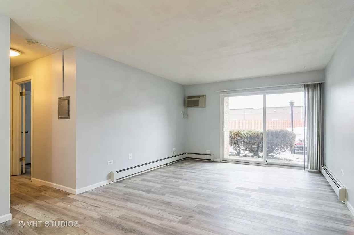15A E Dundee Quarter Dr #107 - Photo 3 of 6