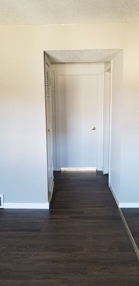 Knollridge Garden Apartments - Photo 7 of 9