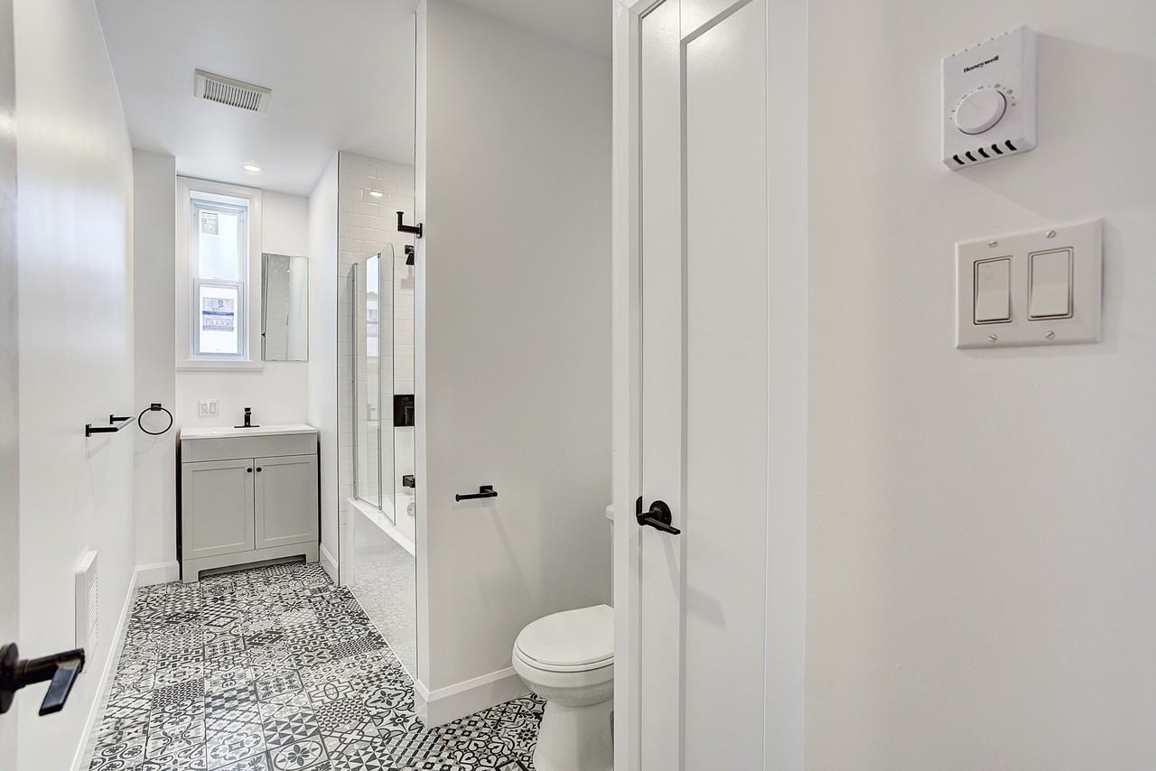 2376 Rue Chapleau - Photo 6 of 20