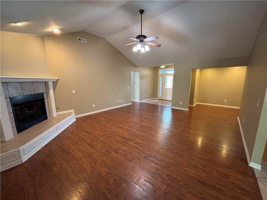 1021 Clayton Rd - Photo 5 of 33