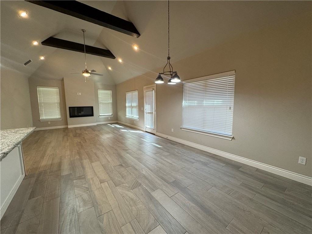 1800 Sw Riverstone Rd - Photo 5 of 29