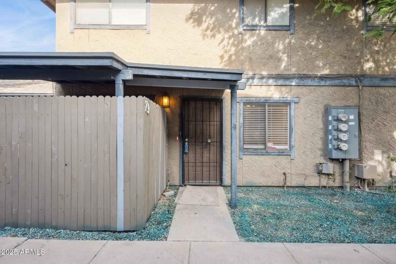 286 W Palomino Dr #79