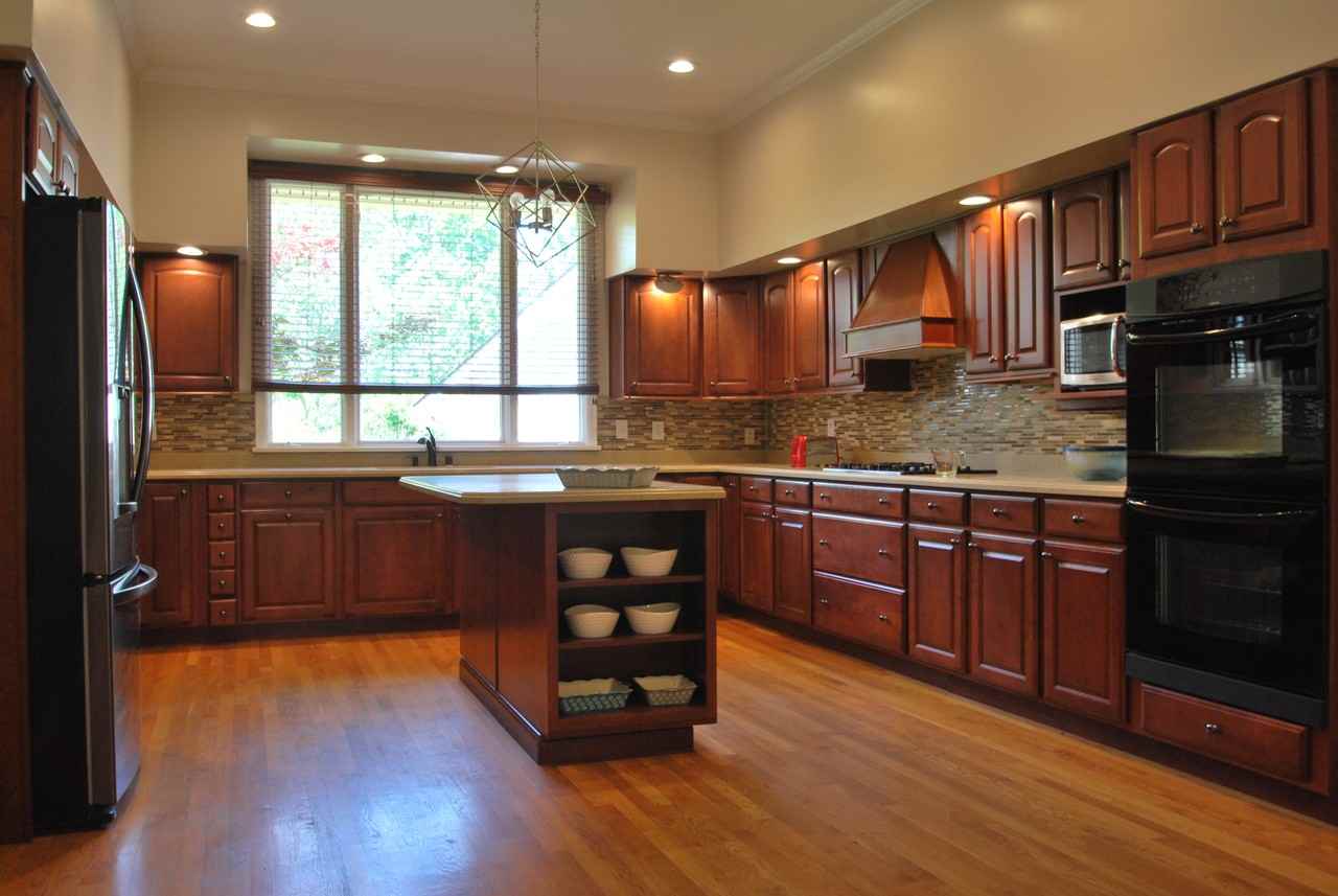 13 Tanglewood Dr #1 - Photo 2 of 24