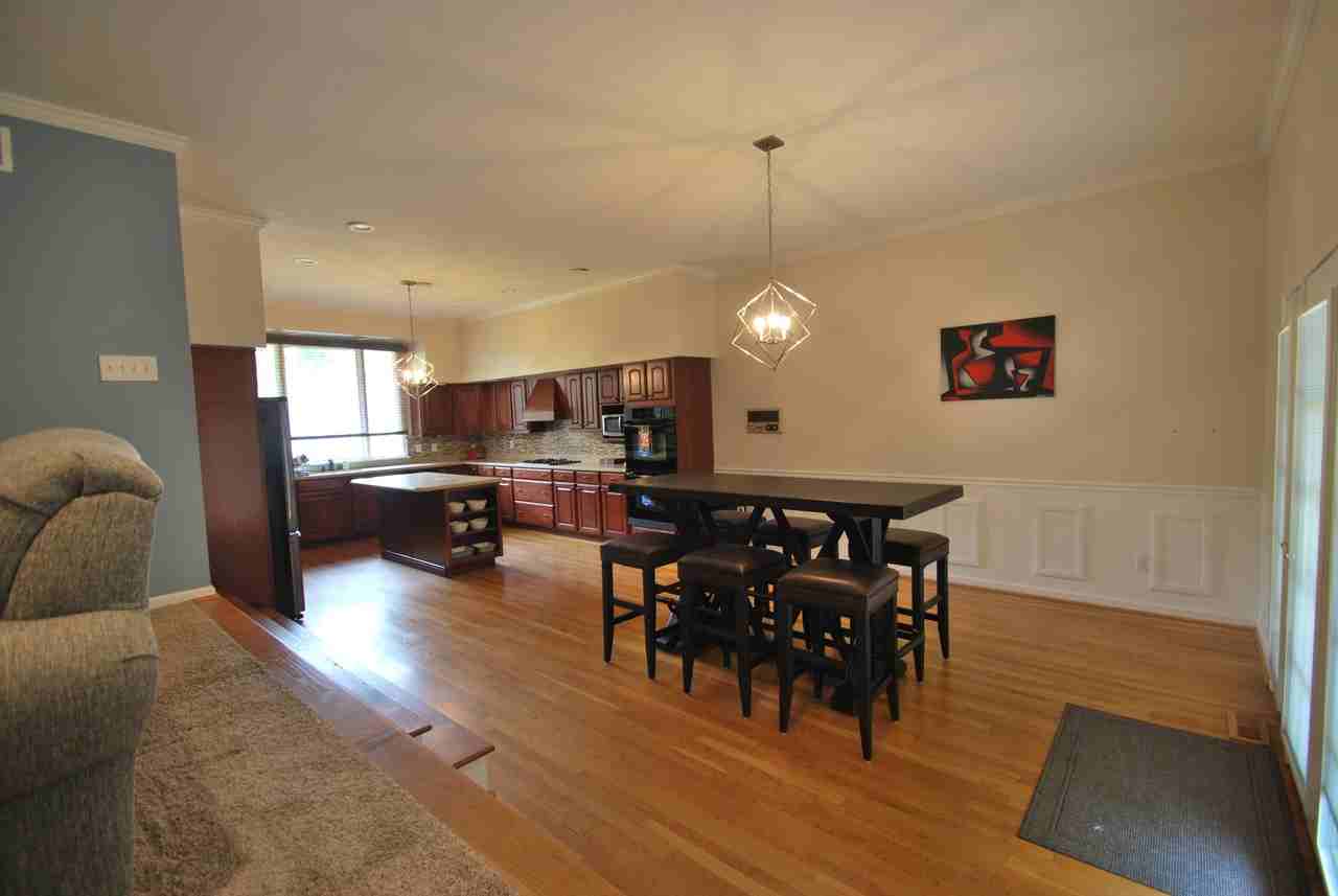 13 Tanglewood Dr #1 - Photo 6 of 24