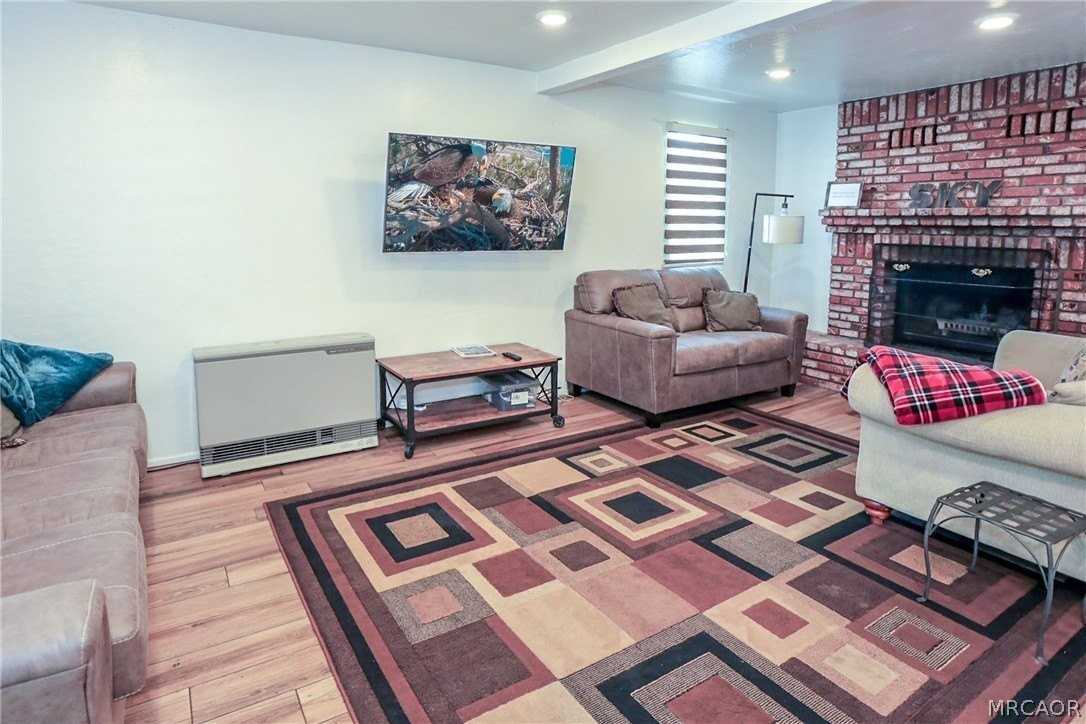 42638 Moonridge Rd - Photo 5 of 39