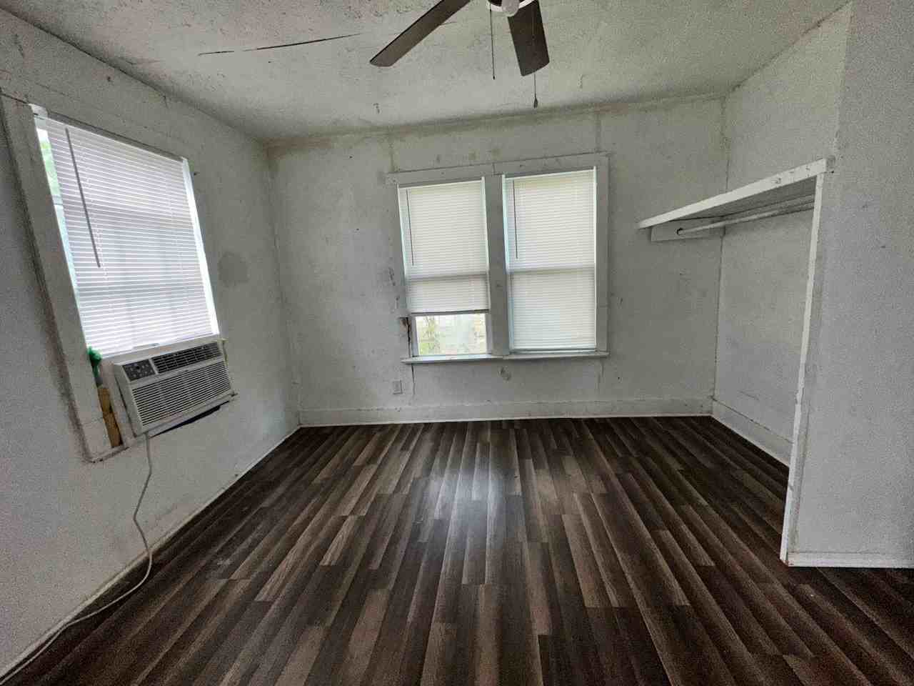 519 N 12th St - Photo 4 of 20