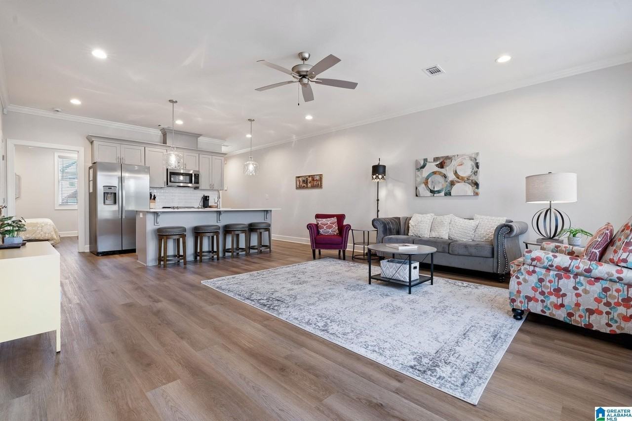 829 21st Ave - Photo 4 of 35