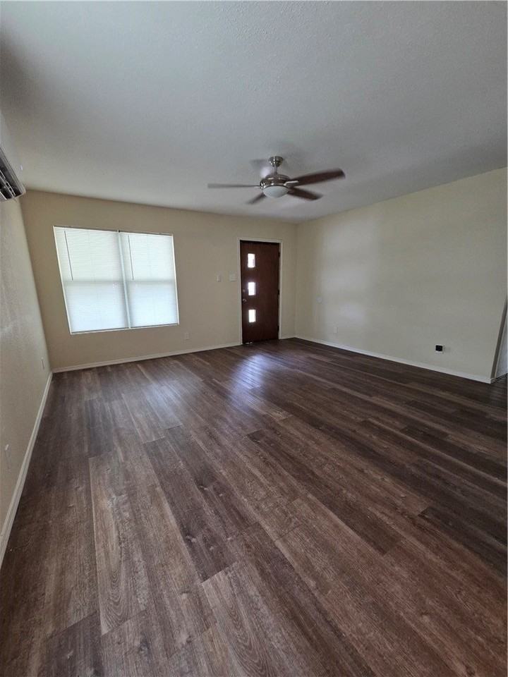 12137 County Road 1232 - Photo 5 of 13