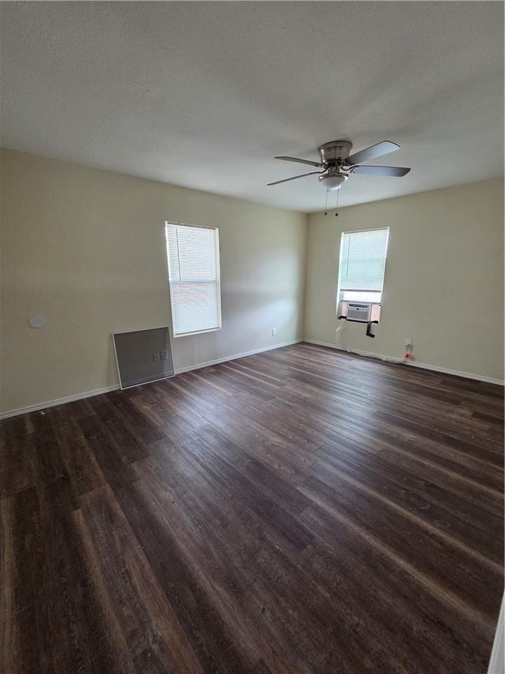 12137 County Road 1232 - Photo 6 of 13