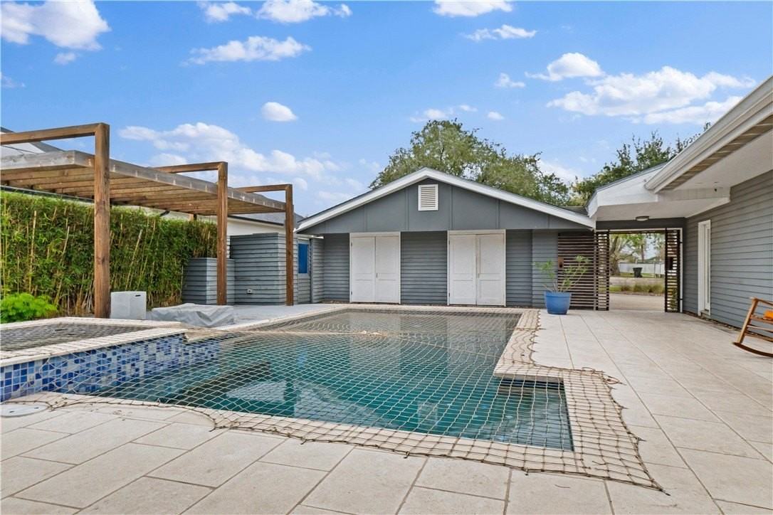 256 Purl Pl - Photo 2 of 23