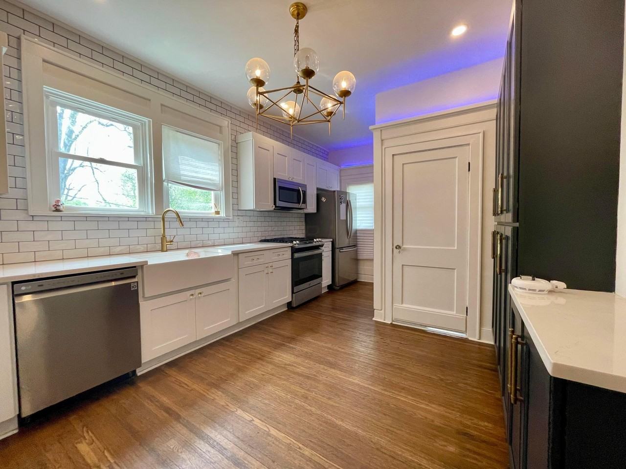 747 Malvern Ave - Photo 3 of 17