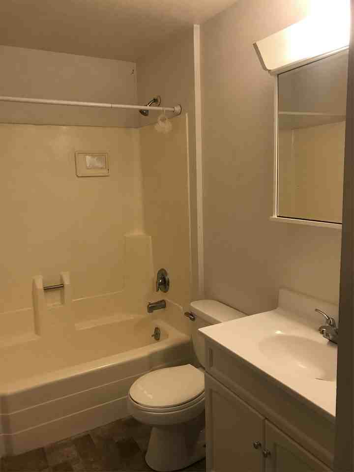 724 16th St S #1 - Photo 4 of 6