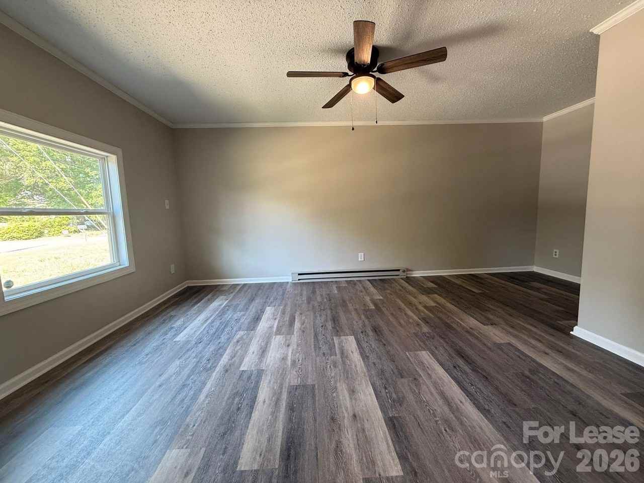742 Central Dr Nw - Photo 6 of 10