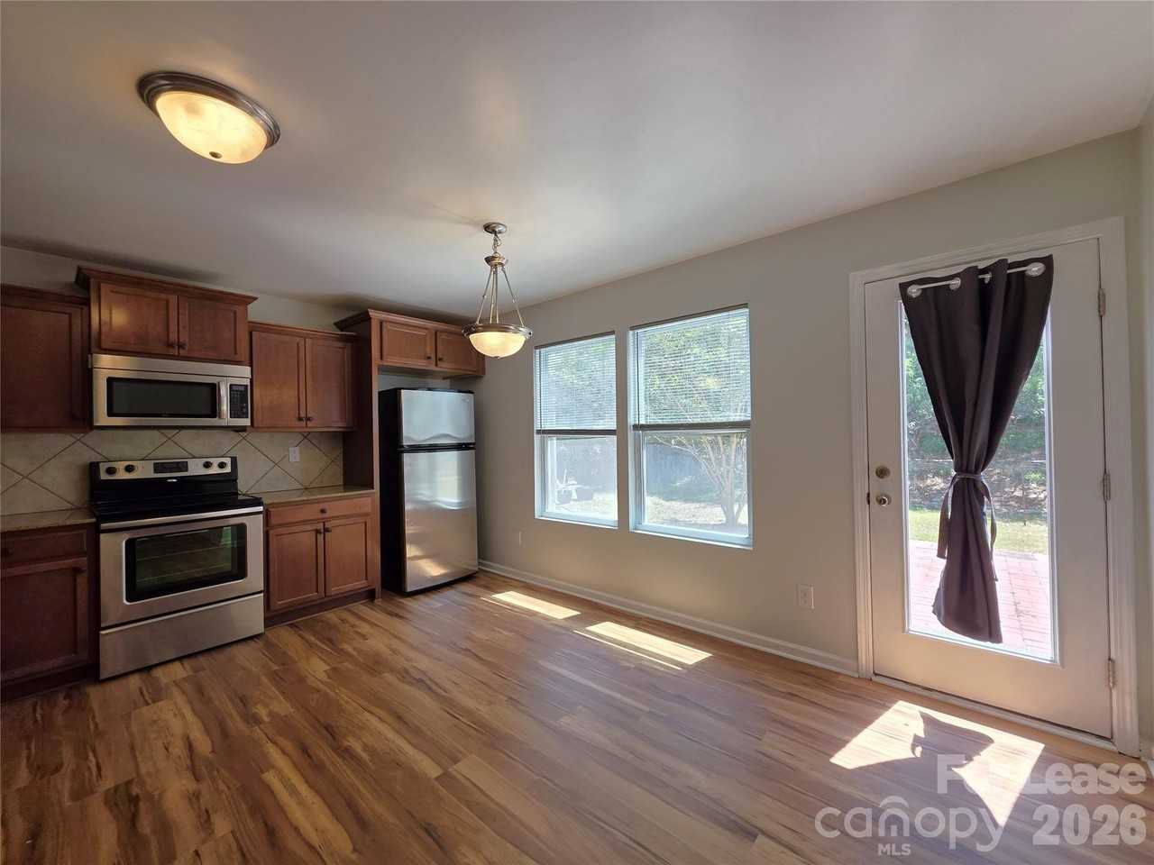 6142 Salamander Run Ln - Photo 5 of 18