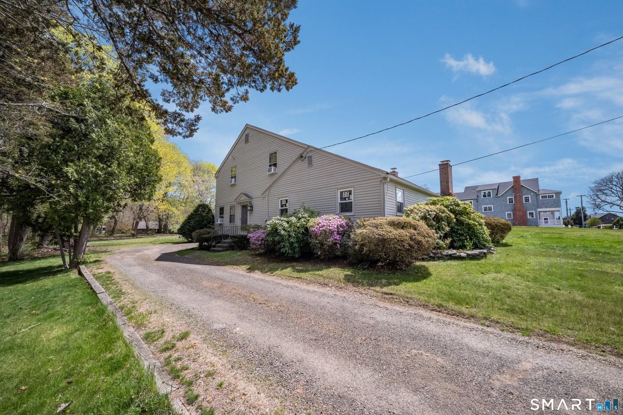 33 Hartford Ave - Photo 4 of 23