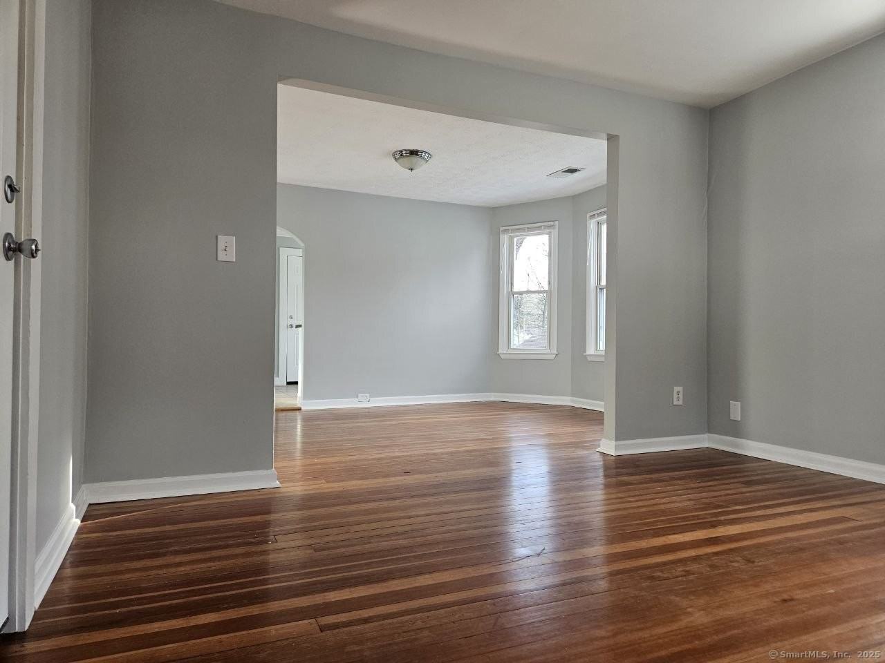 78 Harrison St - Photo 3 of 20